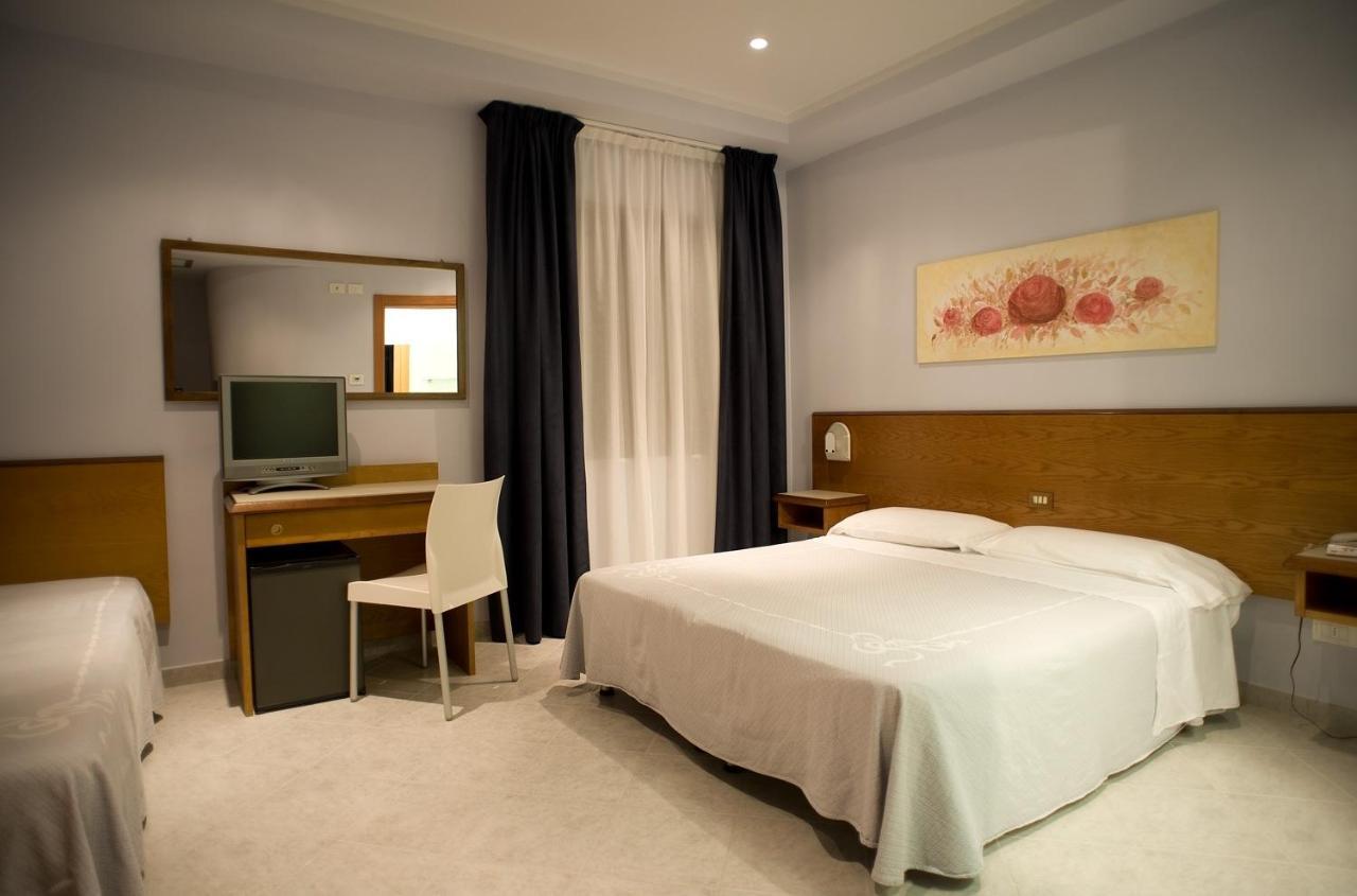 Hotel Sirio Lido di Camaiore Oda fotoğraf